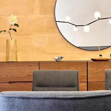 別荘 Charming Home! Steps From Sea & Promenade