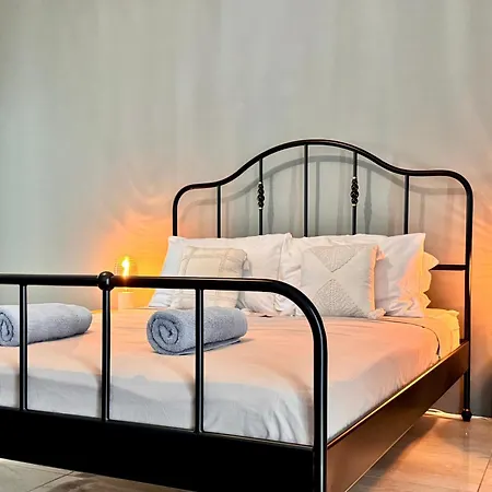 Charming Home! Steps From Sea & Promenade スリーマ