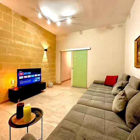 Σπίτι διακοπών Charming Home! Steps From Sea & Promenade *