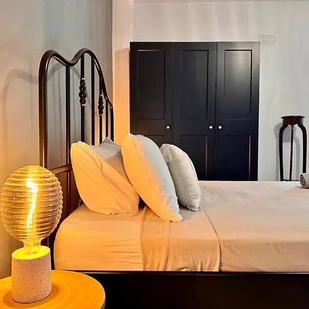 Charming Home! Steps From Sea & Promenade