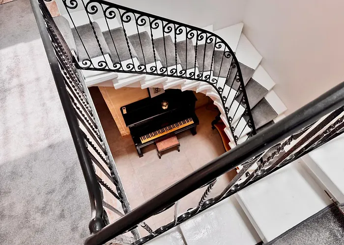 Charming Home! Steps From Sea & Promenade Tatil Evi *