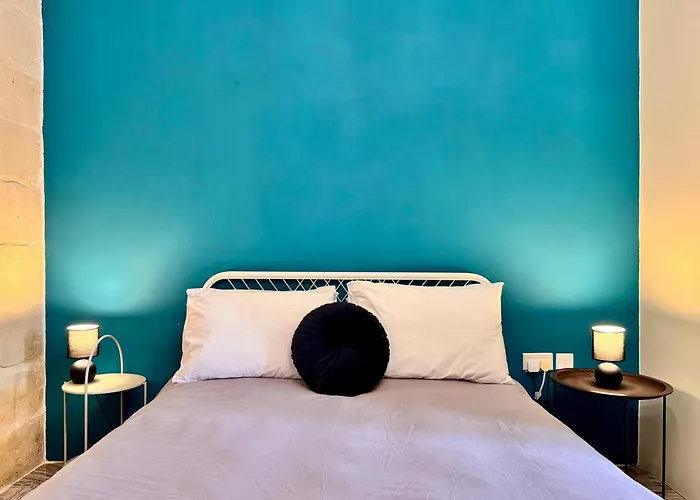 Charming Home! Steps From Sea & Promenade Tatil Evi