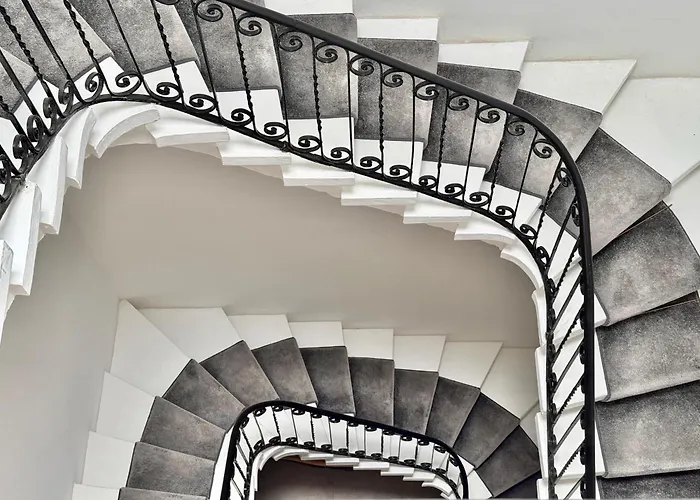 Charming Home! Steps From Sea & Promenade Tatil Evi