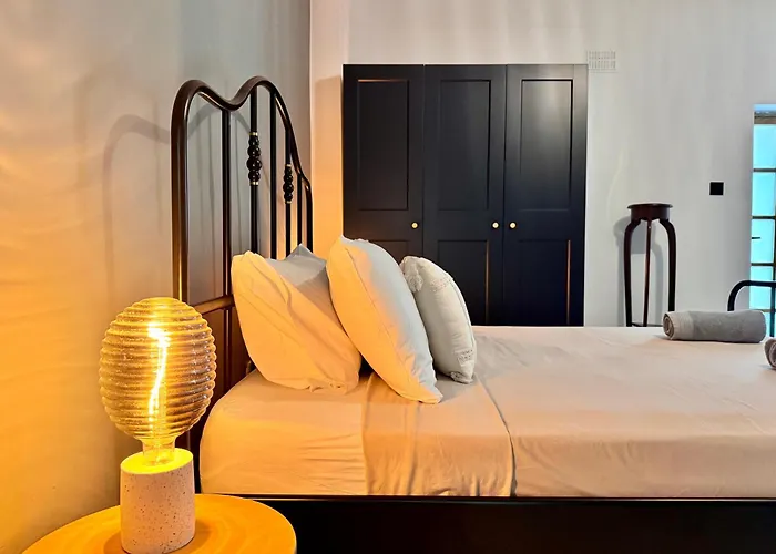 Charming Home! Steps From Sea & Promenade