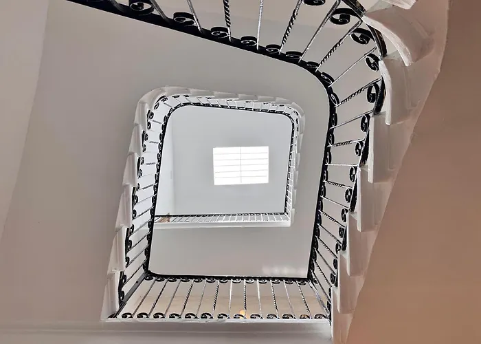 Tatil Evi Charming Home! Steps From Sea & Promenade Sliema