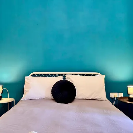 Charming Home! Steps From Sea & Promenade Vakantiehuis